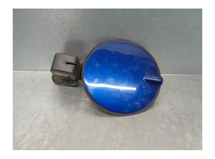 Recambio de tapa exterior combustible para opel astra g caravan 2.0 dti referencia OEM IAM 90559413 