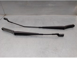 Recambio de brazo limpia delantero derecho para seat ibiza (kj1) 1.0 referencia OEM IAM 6F1955410 6F1955409 