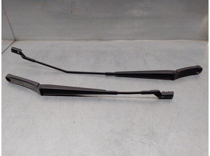 Recambio de brazo limpia delantero derecho para seat ibiza (kj1) 1.0 referencia OEM IAM 6F1955410 6F1955409 