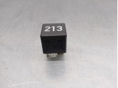 Replacement relay for Audi A4 Saloon (B5) 1.8 20V Turbo OEM IAM reference 443951253 899511000 BOSCH