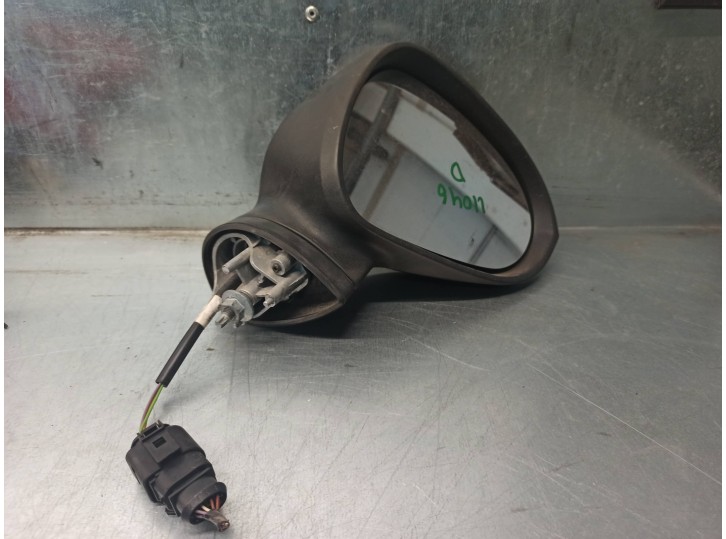 Replacement right wing mirror for Seat Leon (1P1) 1.4 16V TSI OEM IAM reference 1P1857507 3 PINS 5 DOORS