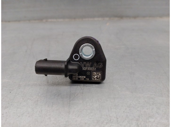 Recambio de sensor impacto para seat ibiza (kj1) 1.0 referencia OEM IAM 5QF959351 