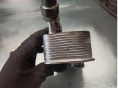 Recambio de enfriador aceite motor para bmw serie 3 berlina (e46) 2.0 16v diesel cat referencia OEM IAM 7787698 