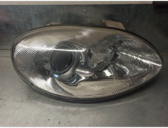 Recambio de faro derecho para daewoo leganza 2.0 cat referencia OEM IAM 0301000826  4 PUERTAS