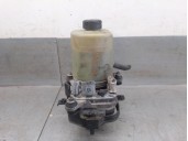 Recambio de bomba direccion para ford focus berlina (cap) 2.0 tdci cat referencia OEM IAM 4M513K514AD 1357374 