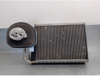 Recambio de evaporador aire acondicionado para bmw serie 7 (f01/f02) 3.0 turbodiesel referencia OEM IAM 64119383678 