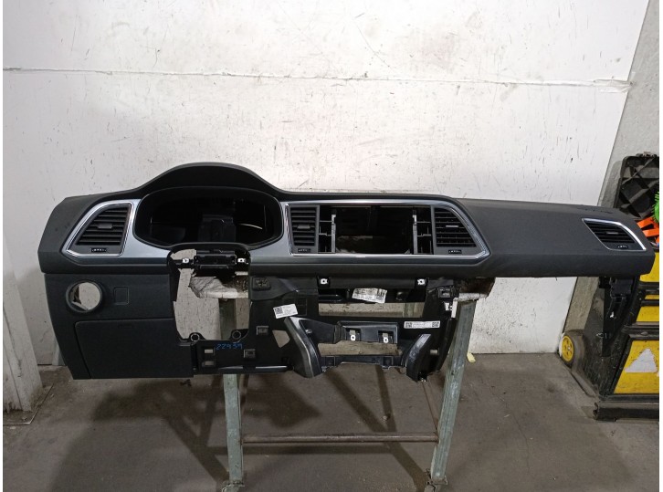 Recambio de salpicadero para seat ateca (kh7, khp) 2.0 tdi referencia OEM IAM 576857003Q 576857003Q 