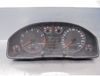 Recambio de cuadro instrumentos para audi a6 berlina (4b2) 1.8 20v turbo referencia OEM IAM 4B0919860A 4B0919860A VDO