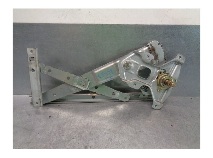 Recambio de elevalunas trasero izquierdo para daewoo matiz cd referencia OEM IAM  MANUAL 5 PUERTAS