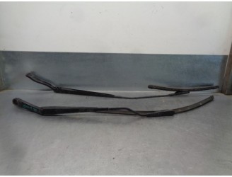 Replacement front right wiper arm for Chevrolet Aveo 1.3 diesel CAT OEM IAM reference 