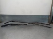 Recambio de brazo limpia delantero derecho para chevrolet aveo 1.3 diesel cat referencia OEM IAM 