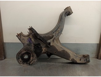 Recambio de brazo suspension inferior trasero izquierdo para mercedes-benz clase v (w447) referencia OEM IAM A4473505300 CESTA 
