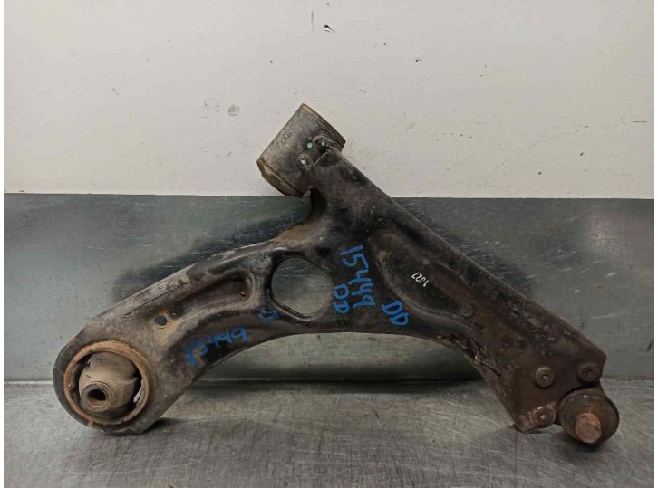 Replacement front right lower suspension arm for Chevrolet Aveo 1.3 diesel CAT OEM IAM reference 95017036 