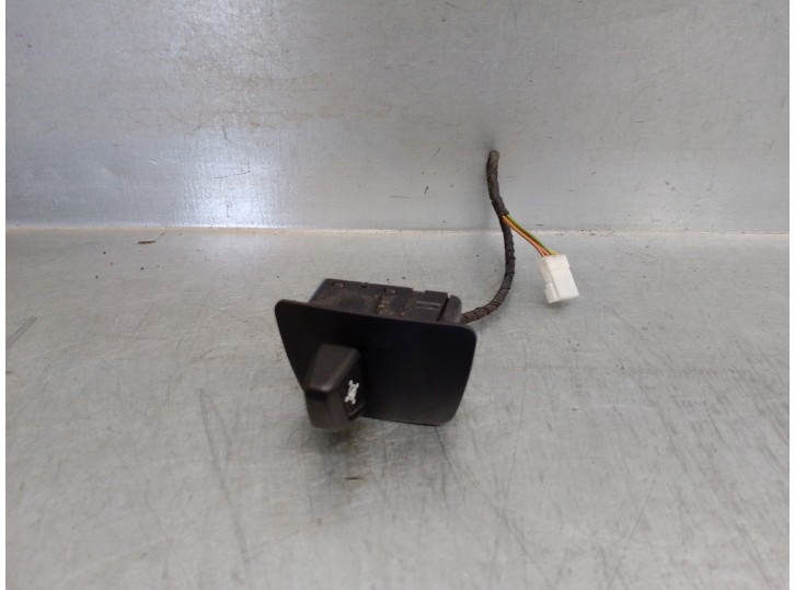 Recambio de mando para bmw serie 7 (f01/f02) 3.0 turbodiesel referencia OEM IAM 61319188877 