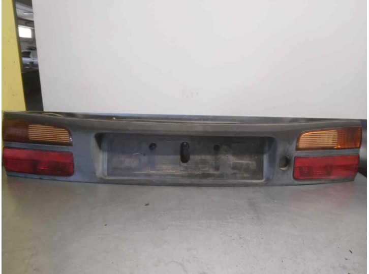 Recambio de piloto trasero central para renault laguna (b56) 1.9 dti referencia OEM IAM 7711170346  