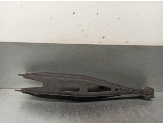 Recambio de brazo suspension inferior trasero izquierdo para subaru xv 2.0 cat referencia OEM IAM 20250FG042  