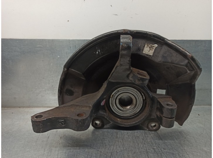 Recambio de mangueta delantera izquierda para hyundai trajet (fo) 2.0 crdi gls referencia OEM IAM 517153A300  