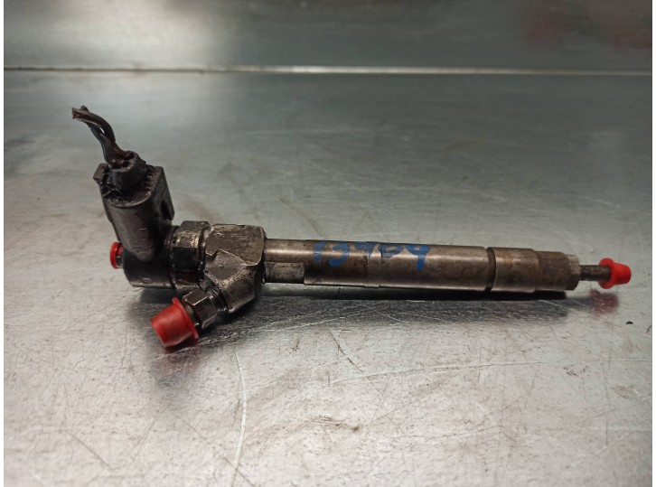 Replacement injector for Mercedes-Benz C-Class (W203) saloon 220 CDI (203.006) OEM IAM reference A6110700987 