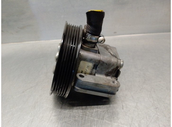Recambio de bomba servodireccion para bmw serie 3 berlina (e46) 1.8 16v referencia OEM IAM 6756611 7614955107 ZF
