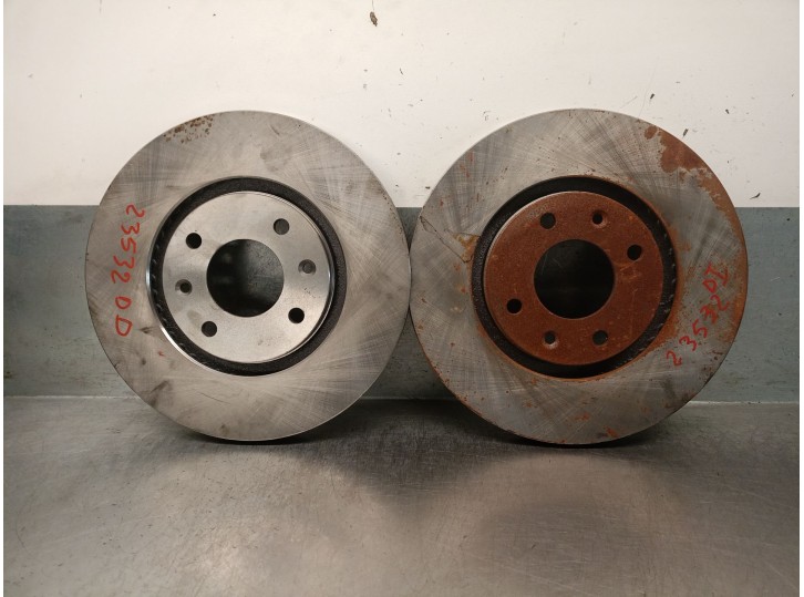 Recambio de disco freno delantero para peugeot 406 berlina (s1/s2) 2.0 hdi referencia OEM IAM 4246R7 4246R7 