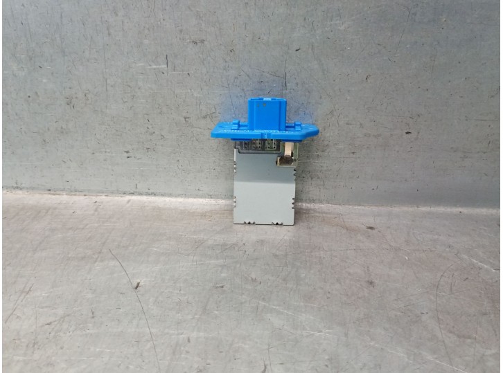 Replacement heater resistor for Kia Picanto II (TA) 1.0 OEM IAM reference 970351E100 970351E100 