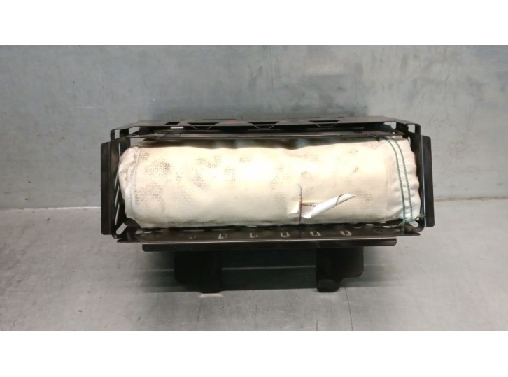 Recambio de airbag delantero derecho para chrysler pt cruiser (pt_) 2.2 crd referencia OEM IAM P520622900DD07 4664322AB 