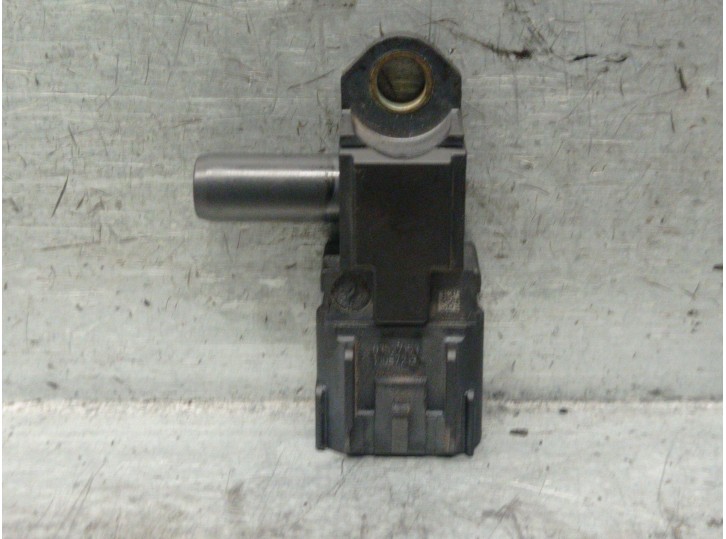 Recambio de sensor presion para ford focus iii turnier 1.5 tdci referencia OEM IAM BK2A9G824AA 5WK96880