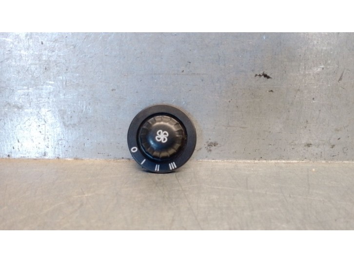 Recambio de interruptor para citroën saxo 1.1 referencia OEM IAM 6451Z0 6451Z0 
