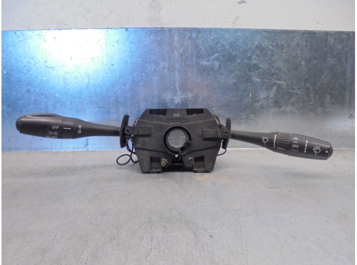 Recambio de mando luces para tata indica 2006 1.4 63 kw referencia OEM IAM 5 PUERTAS