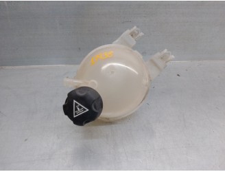 Replacement expansion tank for Citroën C3 1.2 12V E-THP / PureTech OEM IAM reference 9800777280 