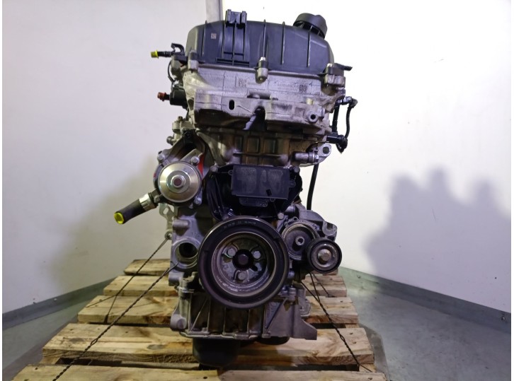 Replacement complete engine for Citroën C3 III (SX) 1.2 PureTech 82 OEM IAM reference HM05 1619234580 10XVA7
