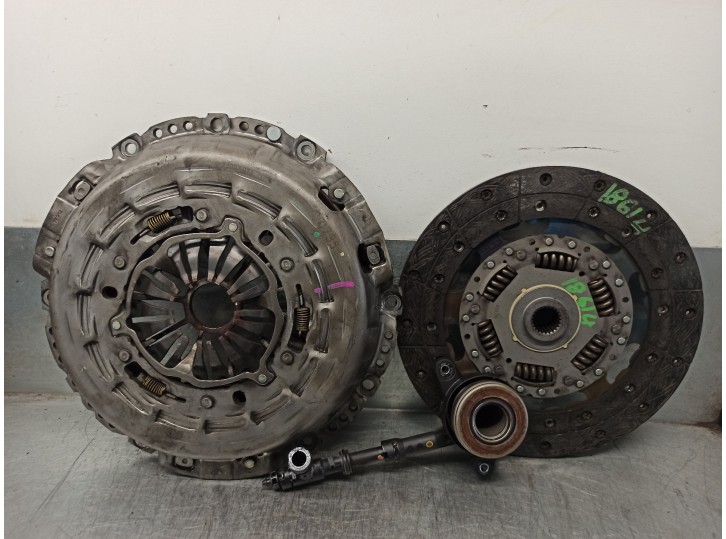 Recambio de kit embrague para mitsubishi l 200 (kl0/kj0) 2.2 di-d cat referencia OEM IAM 1120A321  