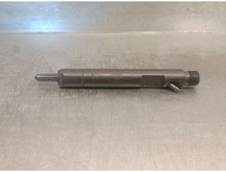 Recambio de inyector para ford transit connect (tc7) 1.8 tdci cat referencia OEM IAM TJBB027010 1213938 delphi