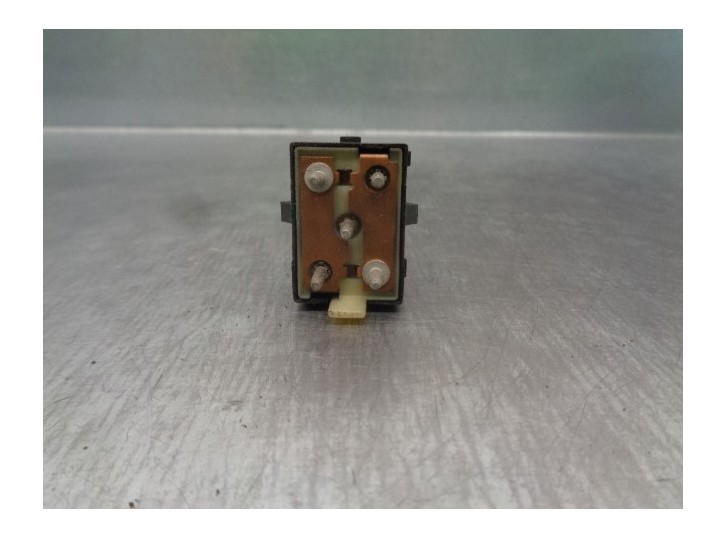 Recambio de mando elevalunas trasero izquierdo para chrysler jeep cherokee (xj) 2.1 turbodiesel referencia OEM IAM 55019367 3050