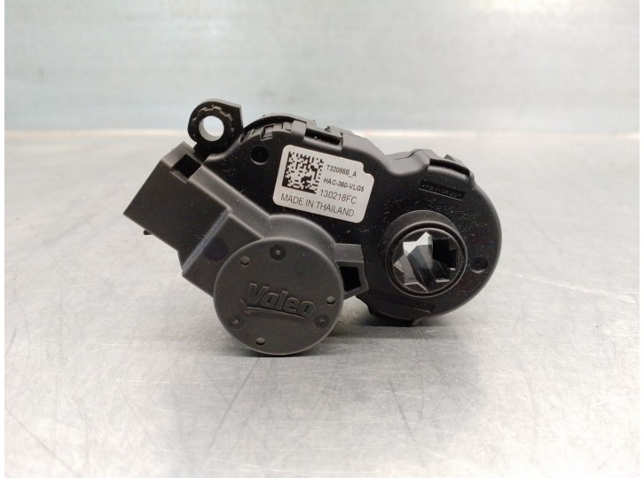 Recambio de motor calefaccion para citroën c3 1.2 12v e-thp / puretech referencia OEM IAM T32088BA  