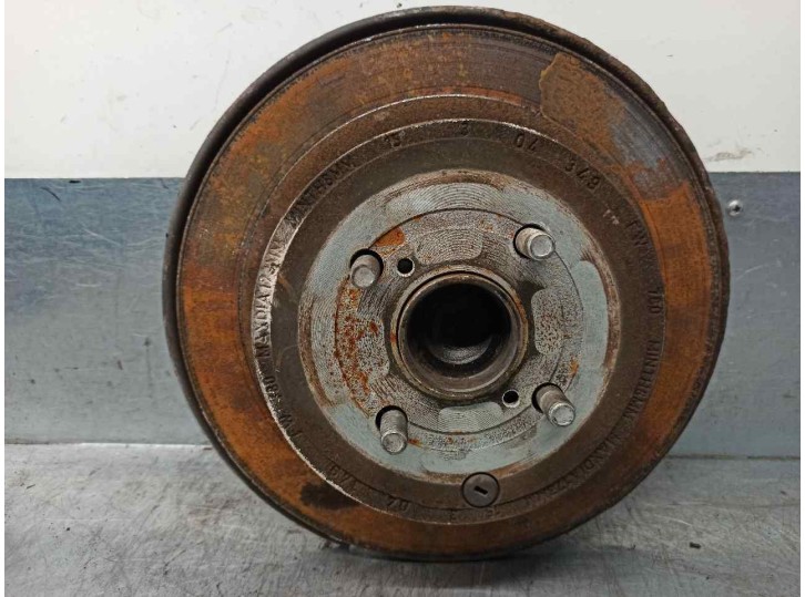 Replacement rear left steering knuckle for Toyota Corolla (E12) 2.0 D-4D Liftback Saloon OEM IAM reference 4245002060 