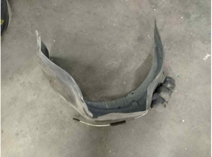 Replacement front left wheel arch for Volkswagen Passat Saloon (3A2) 2.8 VR6 OEM IAM reference BASKET 3-A