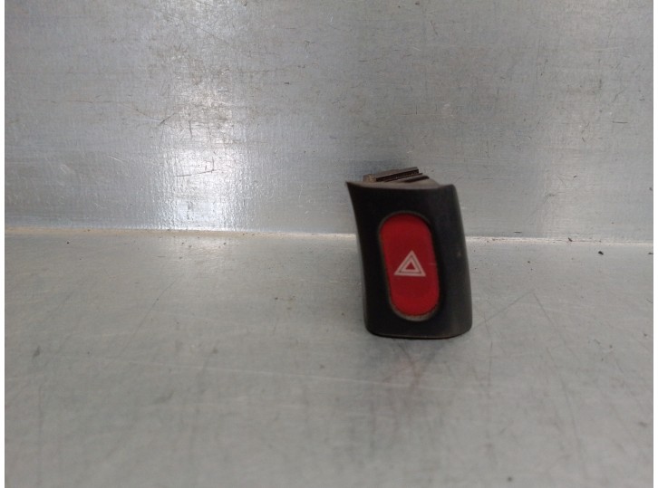 Recambio de warning para nissan vanette cargo 2.3 diesel referencia OEM IAM 252901C700  