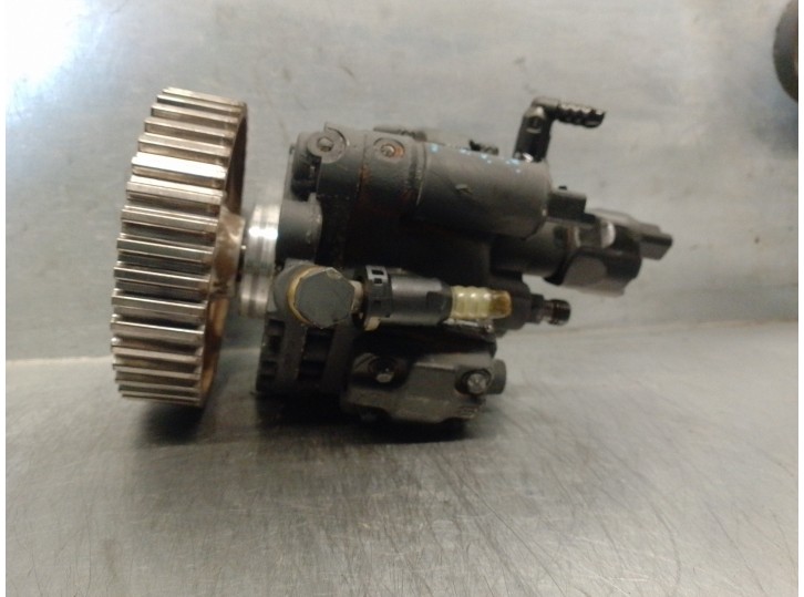 Recambio de bomba inyeccion para citroën xsara berlina 1.9 turbodiesel referencia OEM IAM 9652175480 5WS40018 SIEMENS