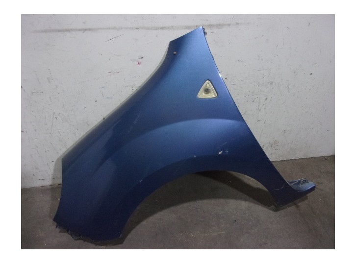 Recambio de aleta delantera izquierda para renault kangoo 1.6 16v cat referencia OEM IAM 631011587R AZUL 