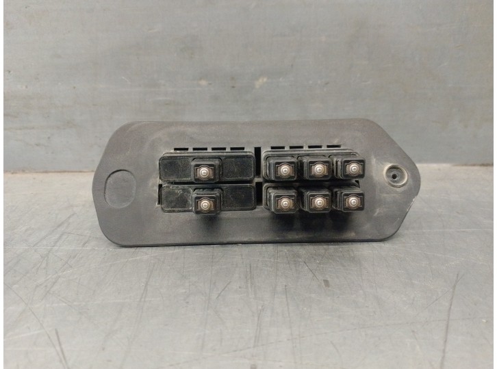 Recambio de modulo electronico para renault kangoo 1.6 16v cat referencia OEM IAM 8200428707D  6 PUERTAS