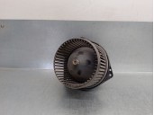 Recambio de motor calefaccion para nissan vanette cargo 2.3 diesel referencia OEM IAM 4868530350 0130111154 BOSCH