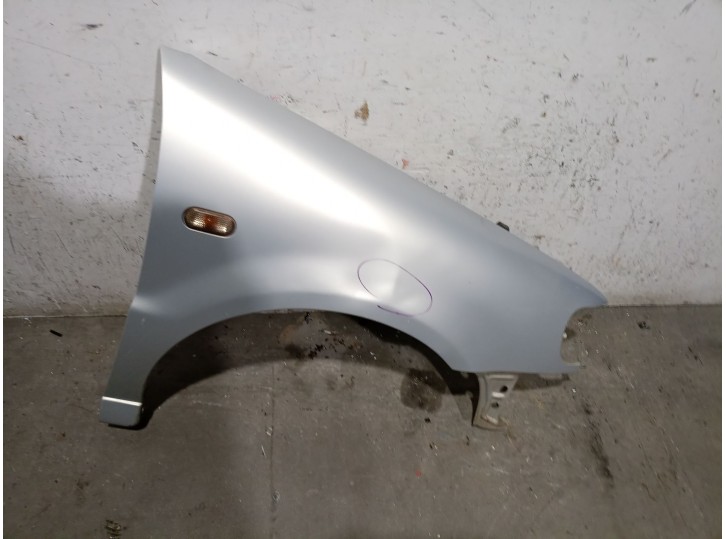 Recambio de aleta delantera derecha para volkswagen polo berlina (6n2) 1.4 referencia OEM IAM 6N0821022 6N0821022 