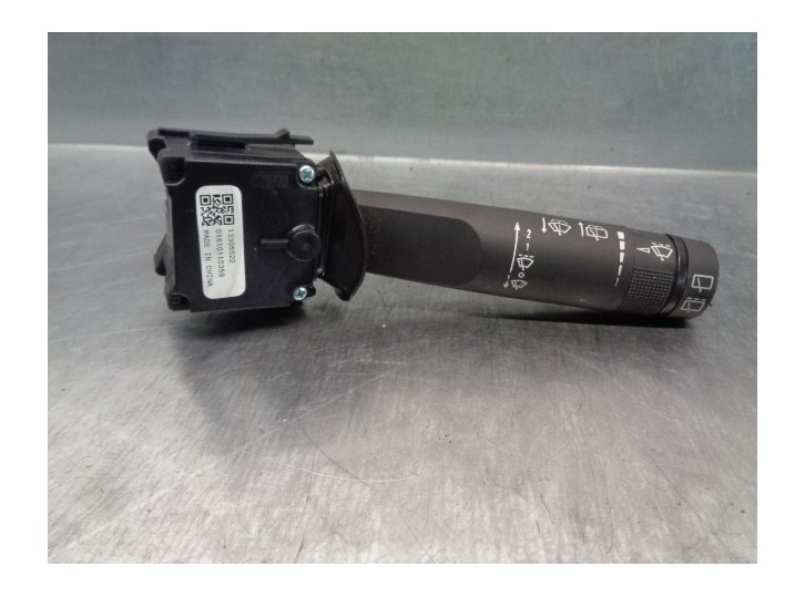 Replacement wiper switch for Opel Meriva B Cosmo OEM IAM reference 13305522 95433818 