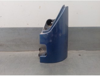 Recambio de molduras traseras para renault kangoo 1.6 16v cat referencia OEM IAM 8200557183 INFERIOR DERECHA