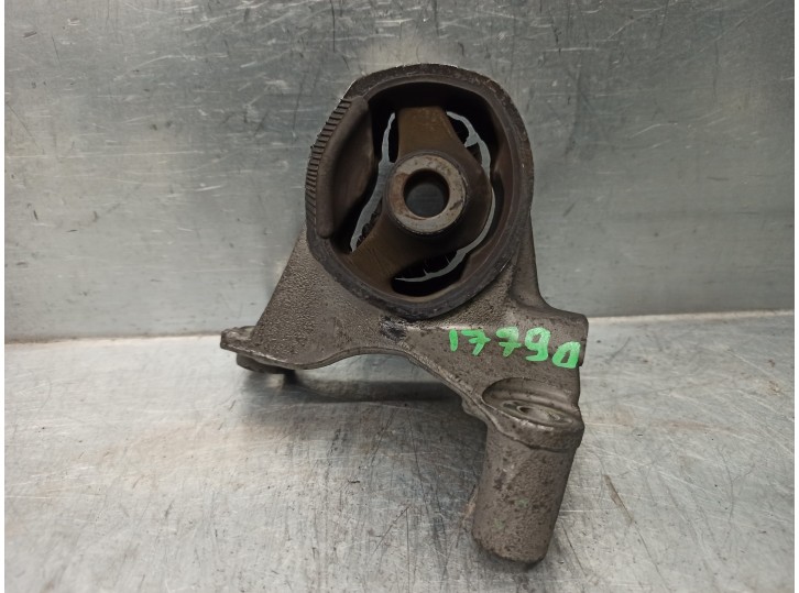 Replacement engine mount for Honda Civic Saloon 5 (EU7/8) 1.6 VTEC CAT (D 16 V 1) OEM IAM reference 50840S5A010 