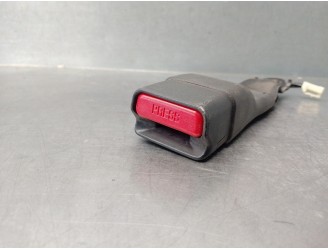 Recambio de enganche cinturon para mitsubishi l 200 (kl0/kj0) 2.2 di-d cat referencia OEM IAM 7000F489XA TRASERO DERECHO 4 PUERT