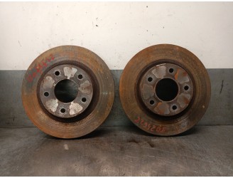 Recambio de disco freno delantero para nissan juke (f15) 1.5 dci referencia OEM IAM 402061KA3B  