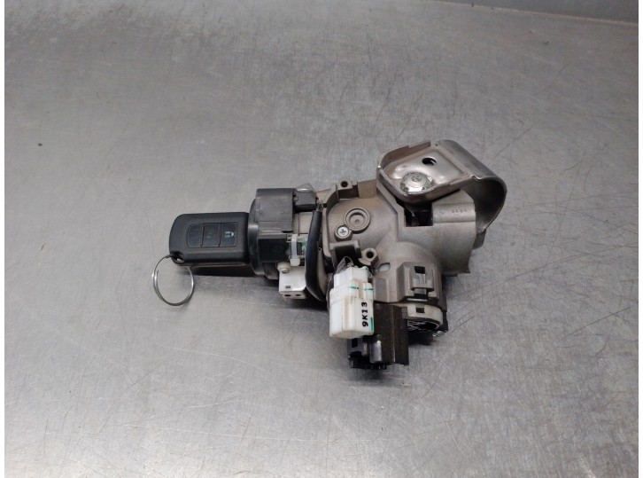 Replacement ignition switch for Mitsubishi L 200 (KL0/KJ0) 2.2 Di-D CAT OEM IAM reference 4408A239 WITH KEY/LOCK 