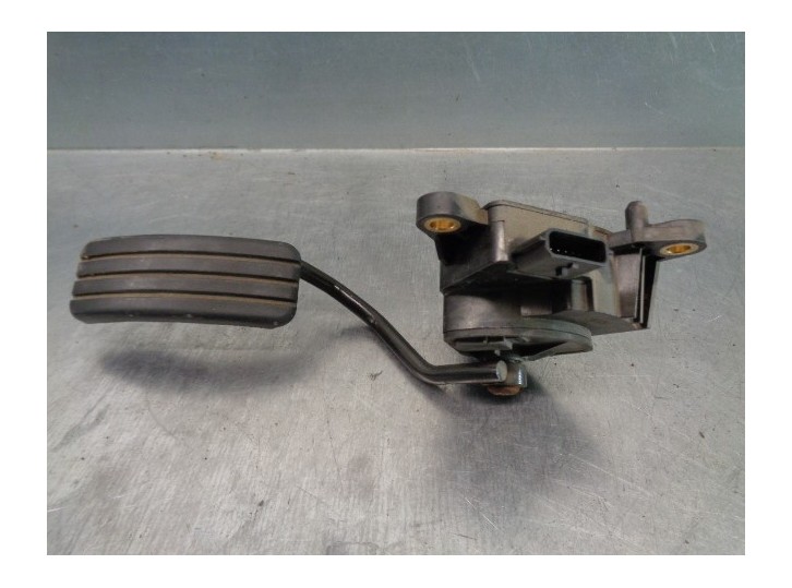 Recambio de potenciometro pedal para renault megane ii berlina 3p confort authentique referencia OEM IAM 8200153268  